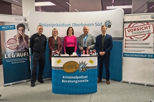 Infostand der Polizei Infostand der Polizei