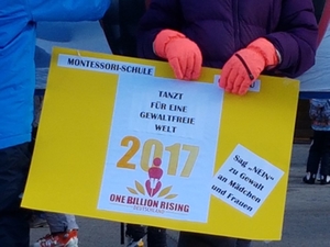 Flashmob_OneBillionRising_Montessori_Grassau_2017 Flashmob_OneBillionRising_Montessori_Grassau_2017