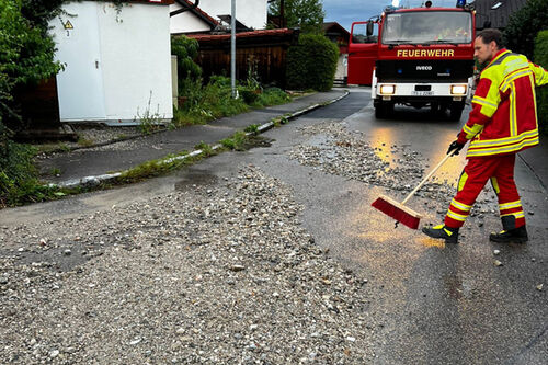 2023 08 26 Tittmoning Ausschwemmung Auf Strasse