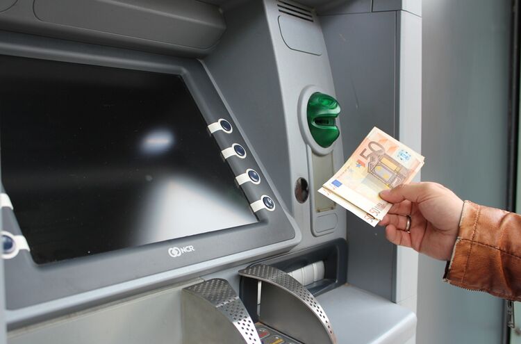 31052019 Geldautomat Symbolbild