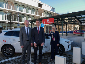 Das neue Carsharing-Auto der Sparkasse Das neue Carsharing-Auto der Sparkasse