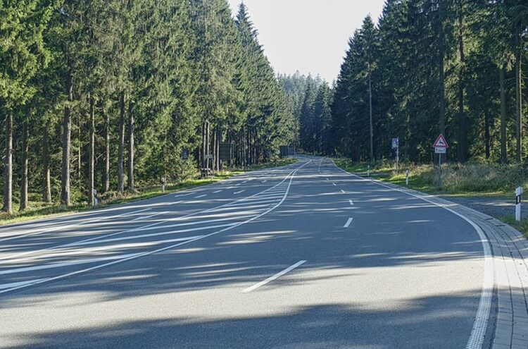 Asphalt 1696966 640