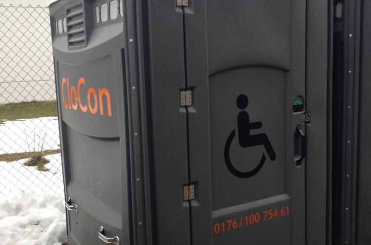 Behindertentoilette Aussen