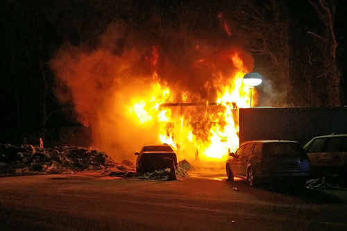 Brand Bus 5