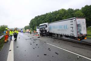 Tödlicher LKW-Unfall auf A8 Tödlicher LKW-Unfall auf A8