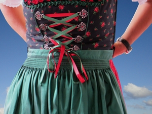 Symbolbild Dirndl Symbolbild Dirndl