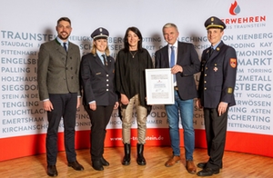 Feuerwehr-Ehrung Pöschl Feuerwehr-Ehrung Pöschl
