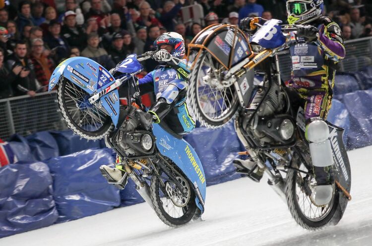 Eisspeedway Guenther Bauer Und Max Niedermaier Von David Reygondeau