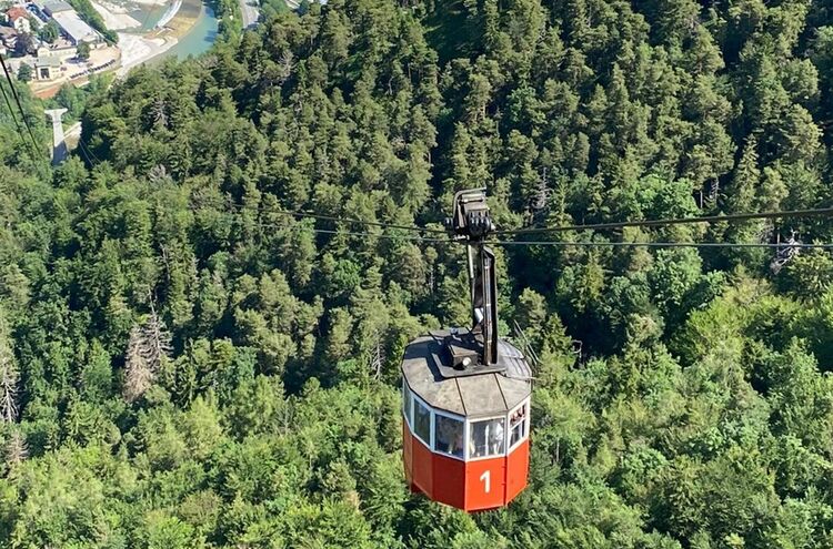 Gondel 1 Bergfahrt 1000px