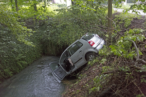 grabenbach-unfall-1 grabenbach-unfall-1