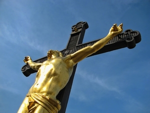 jesus-am-kreuz-symbolbild-2