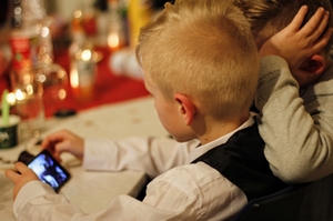 Kind am Smartphone Kind am Smartphone