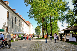 Klösterlicher Markt Klösterlicher Markt