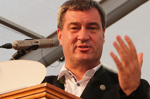 Markus Söder beim Gautrachtenfest in Atzing 2017