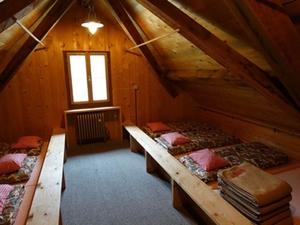 Schlafsaal Hütte Schlafsaal Hütte