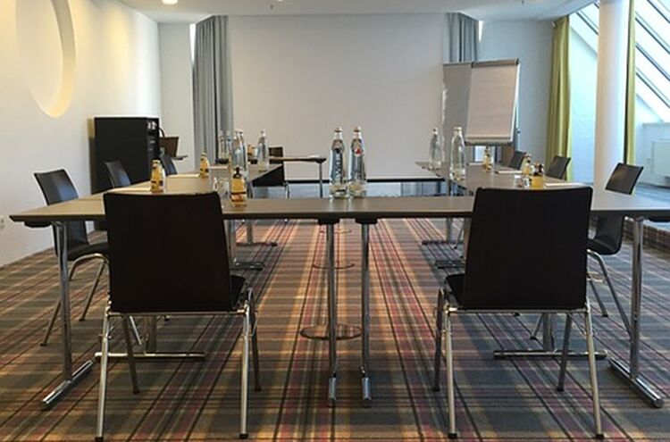 Seminar 843612 640