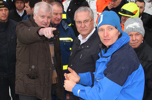 Horst Seehofer und Joachim Herrmann besuchen Einsatzkräfte in Berchtesgaden Januar 2019