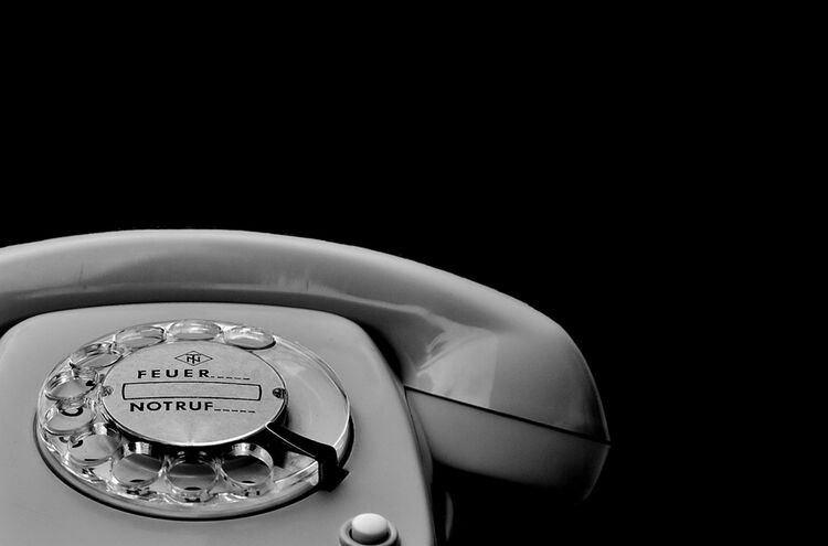 Telefon 1