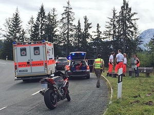 unfall-rossfeld-2.jpg 750x563, 121 KB unfall-rossfeld-2.jpg 750x563, 121 KB