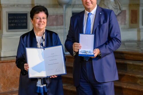 Verdienstorden Beatrice Kress Quelle Bayerischestaatskanzlei