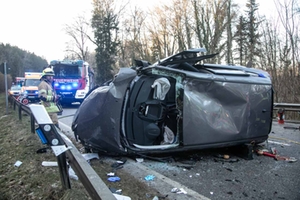 Unfall B20 Laufen Fridolfing Unfall B20 Laufen Fridolfing