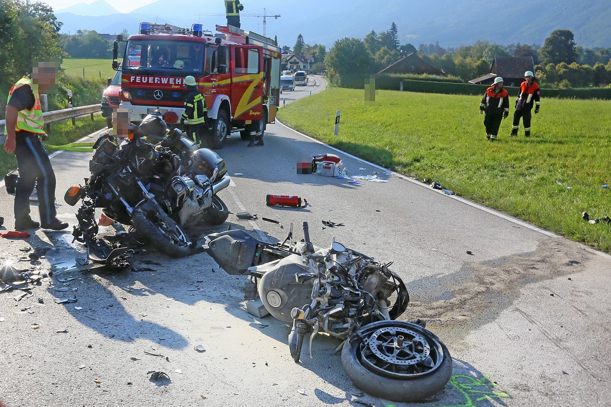 Zwei schwere Motorradunfälle am Sonntag